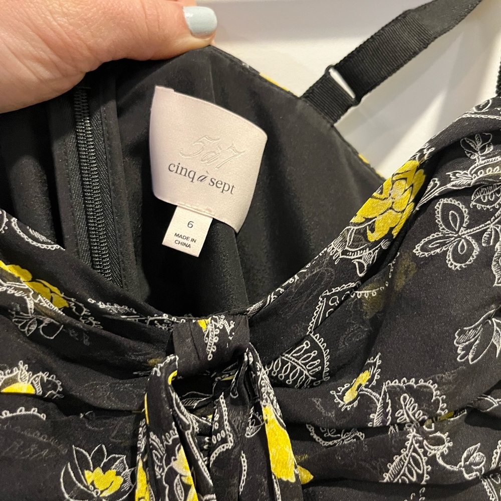 Floral Black and Yellow Midi Dress - Picture 4 of 7